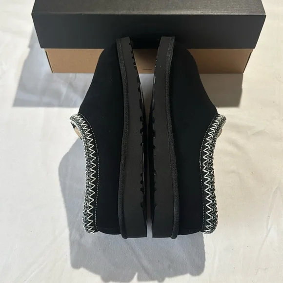 UGG Men’s Tasman Black Asst sizes - Picture 3 of 4